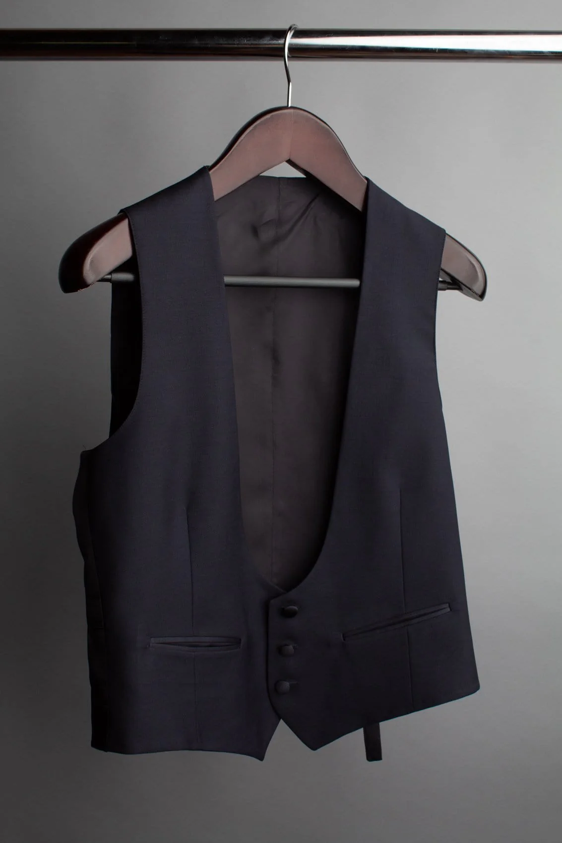 Classic Tuxedo Vest - Image 7