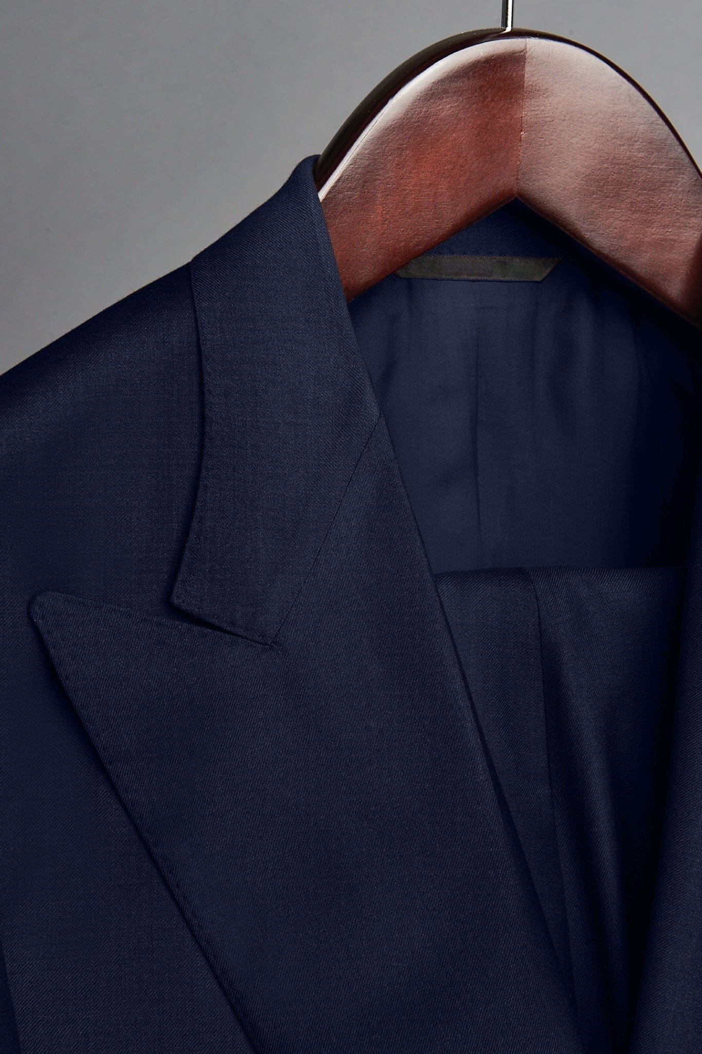 Dormeuil Amadeus 4-Season Suit - Image 3