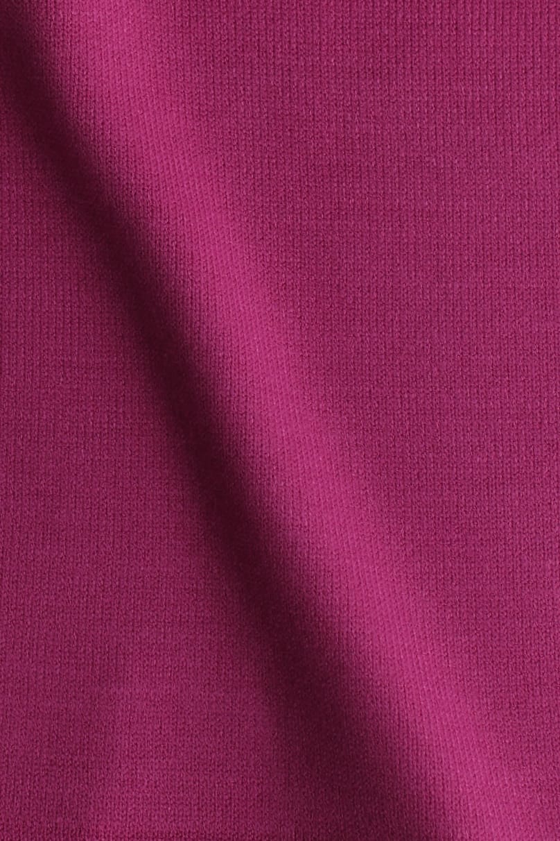 Hamilton Elevated Performance Scoop Neck T-Shirt - Image 11