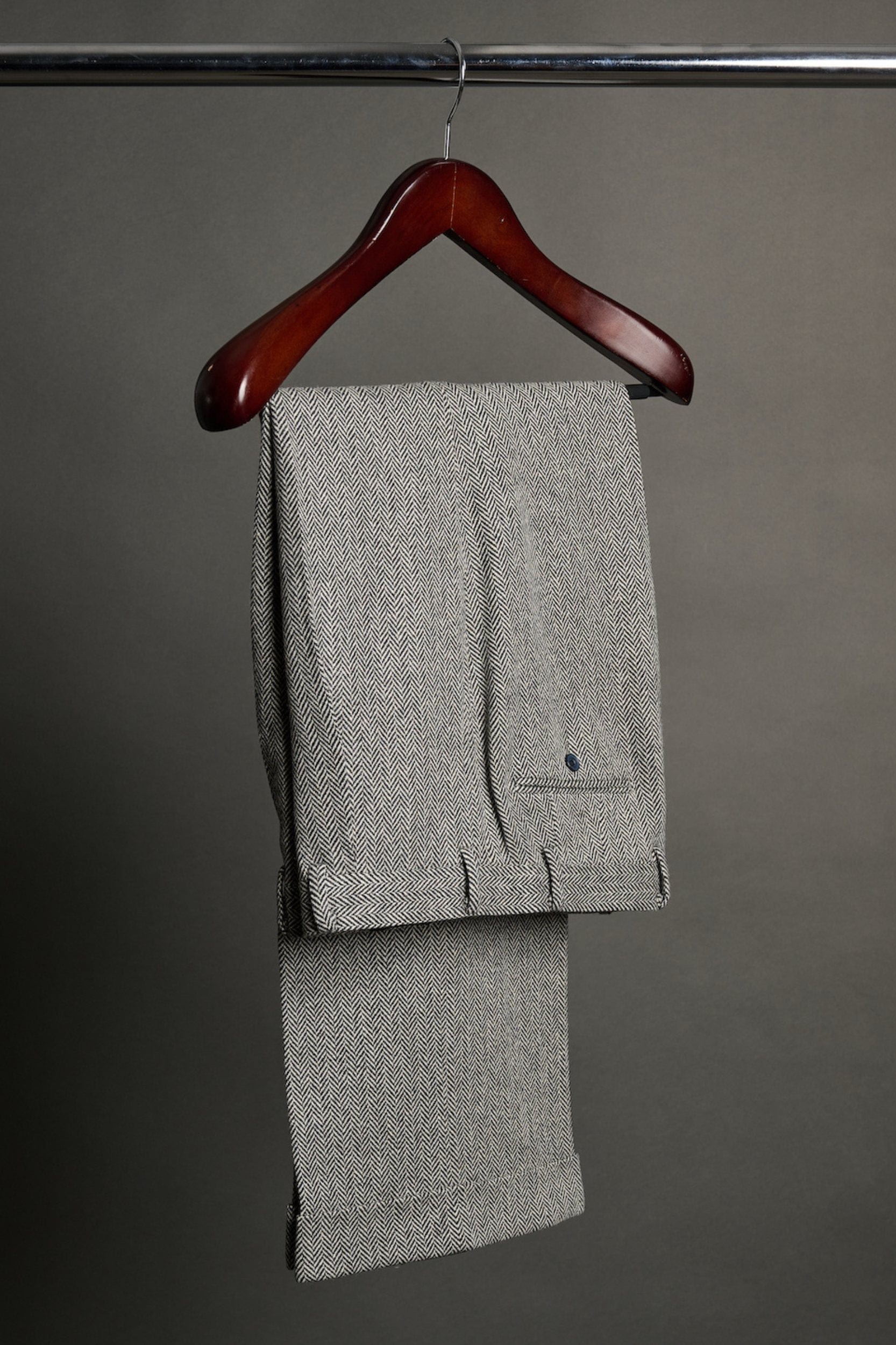 Herringbone Lambswool Suit - Image 10