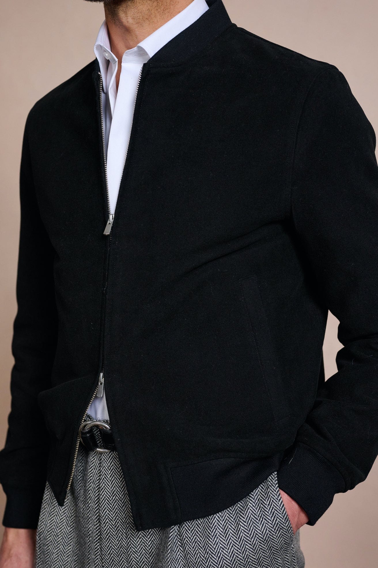 Look 1011 - Image 3