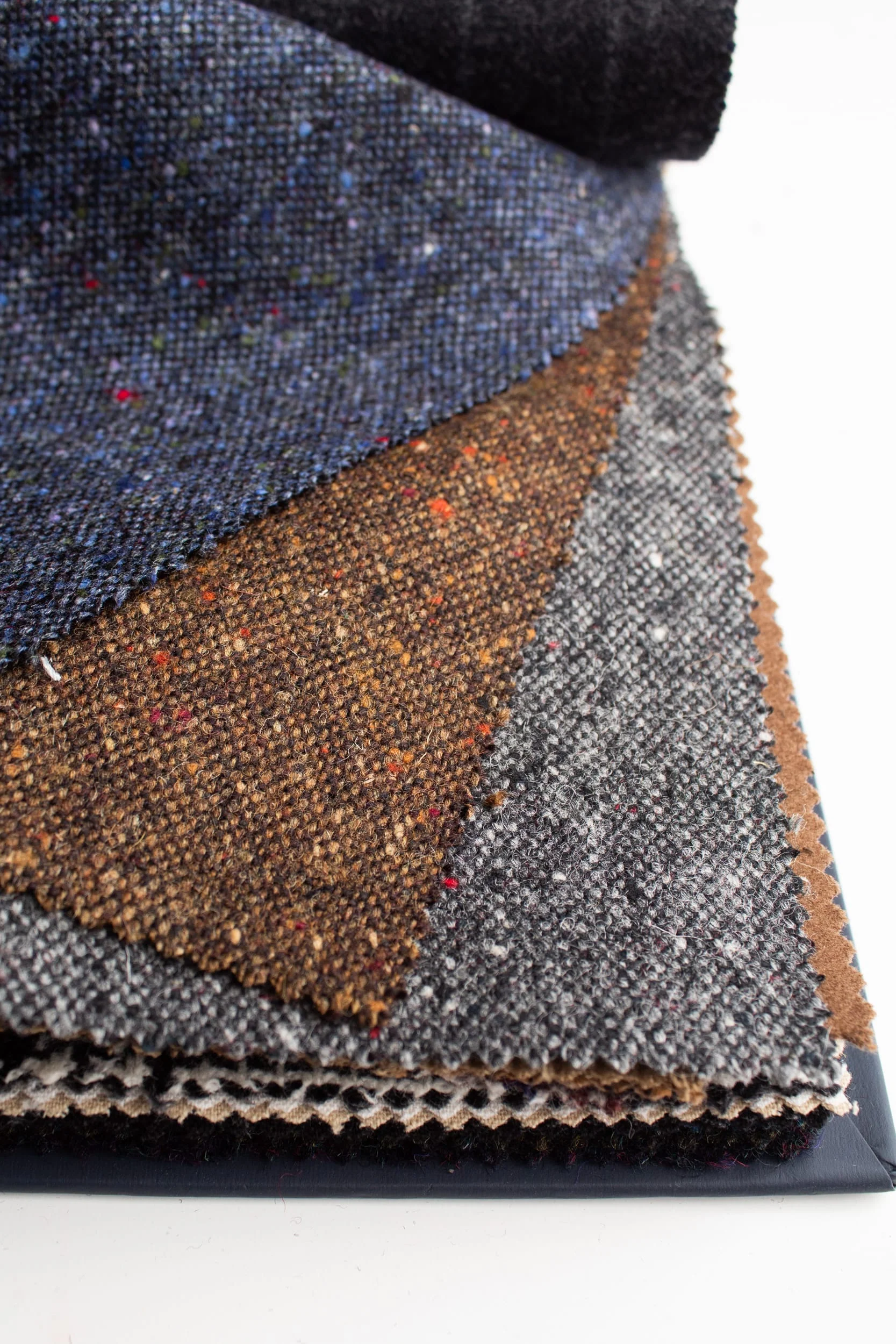 The Fabric Book - Image 13